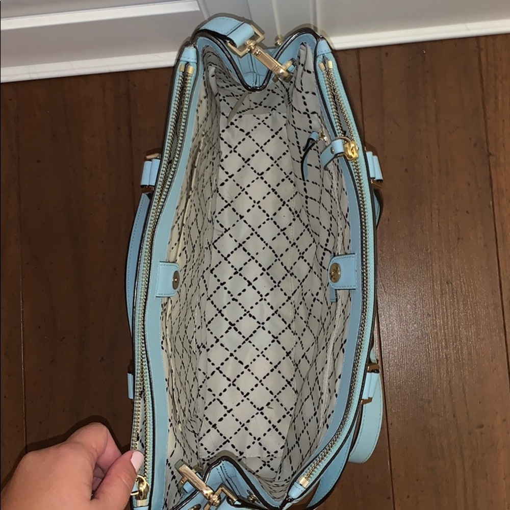 Kate Spade Bag - Picture 2 of 3